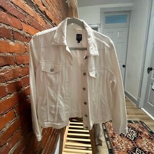 GAP White Jean Jacket Classic Cropped Style